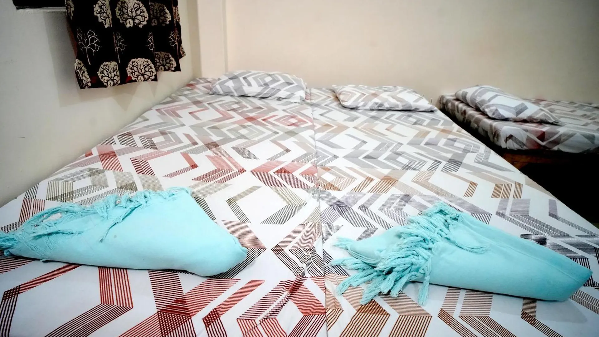 Hostel Banaras Gully House 500 Ft From The Ghats Varanasi India