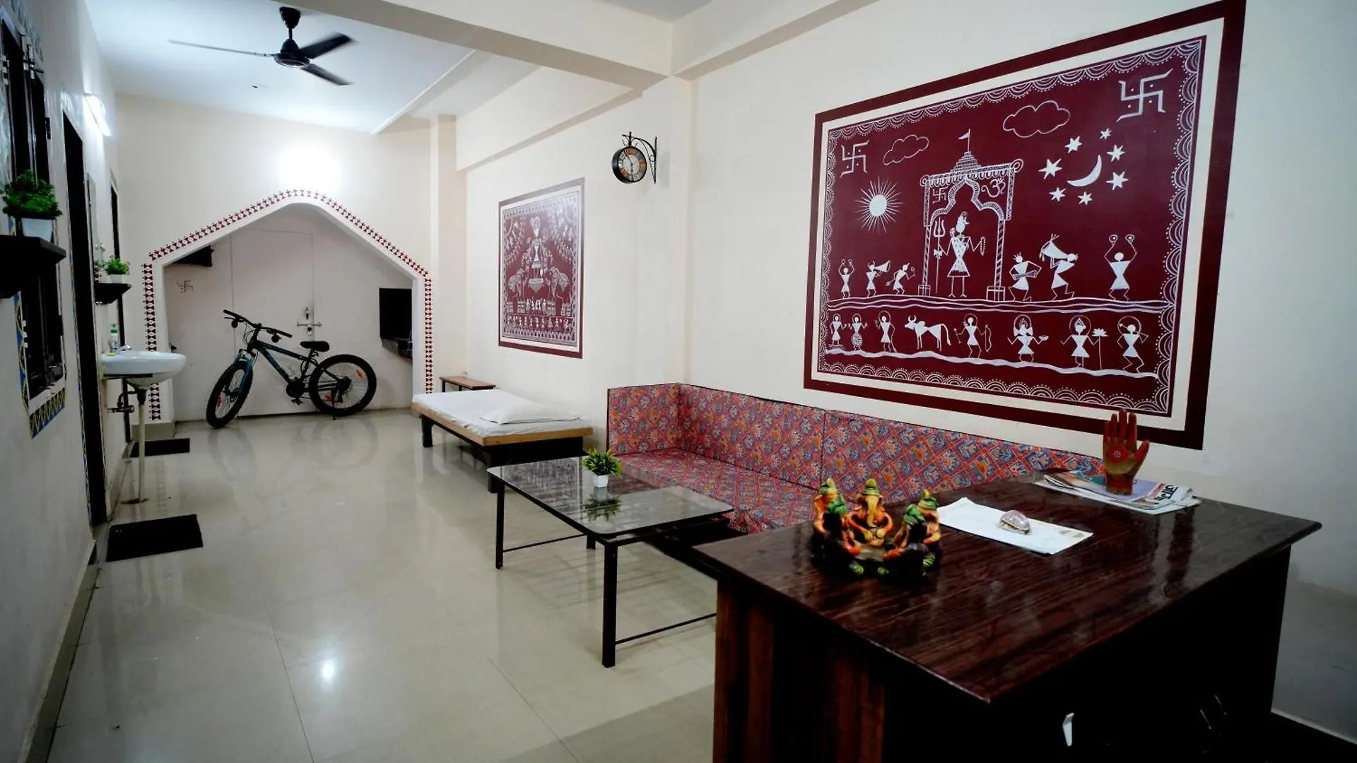 Banaras Gully House 500 Ft From The Ghats Varanasi