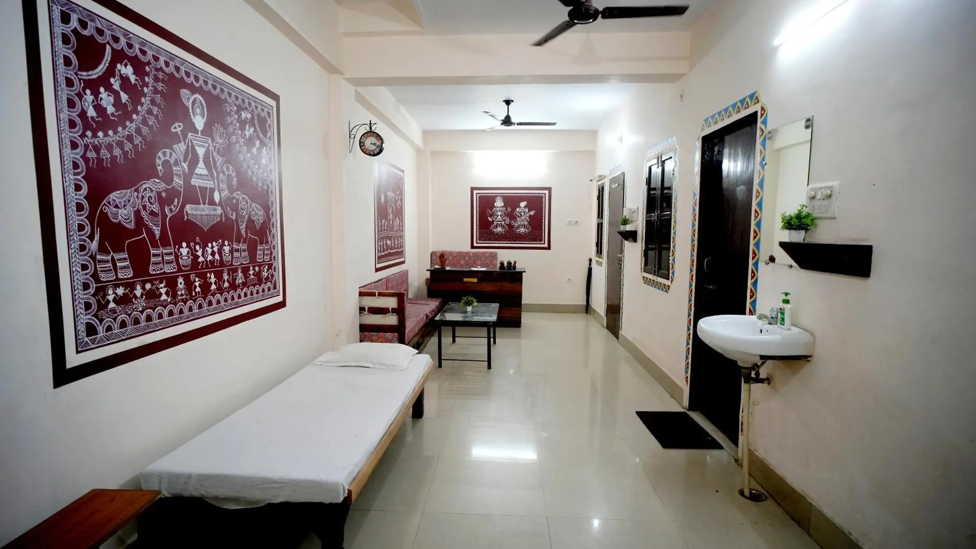Hostel Banaras Gully House 500 Ft From The Ghats Varanasi India