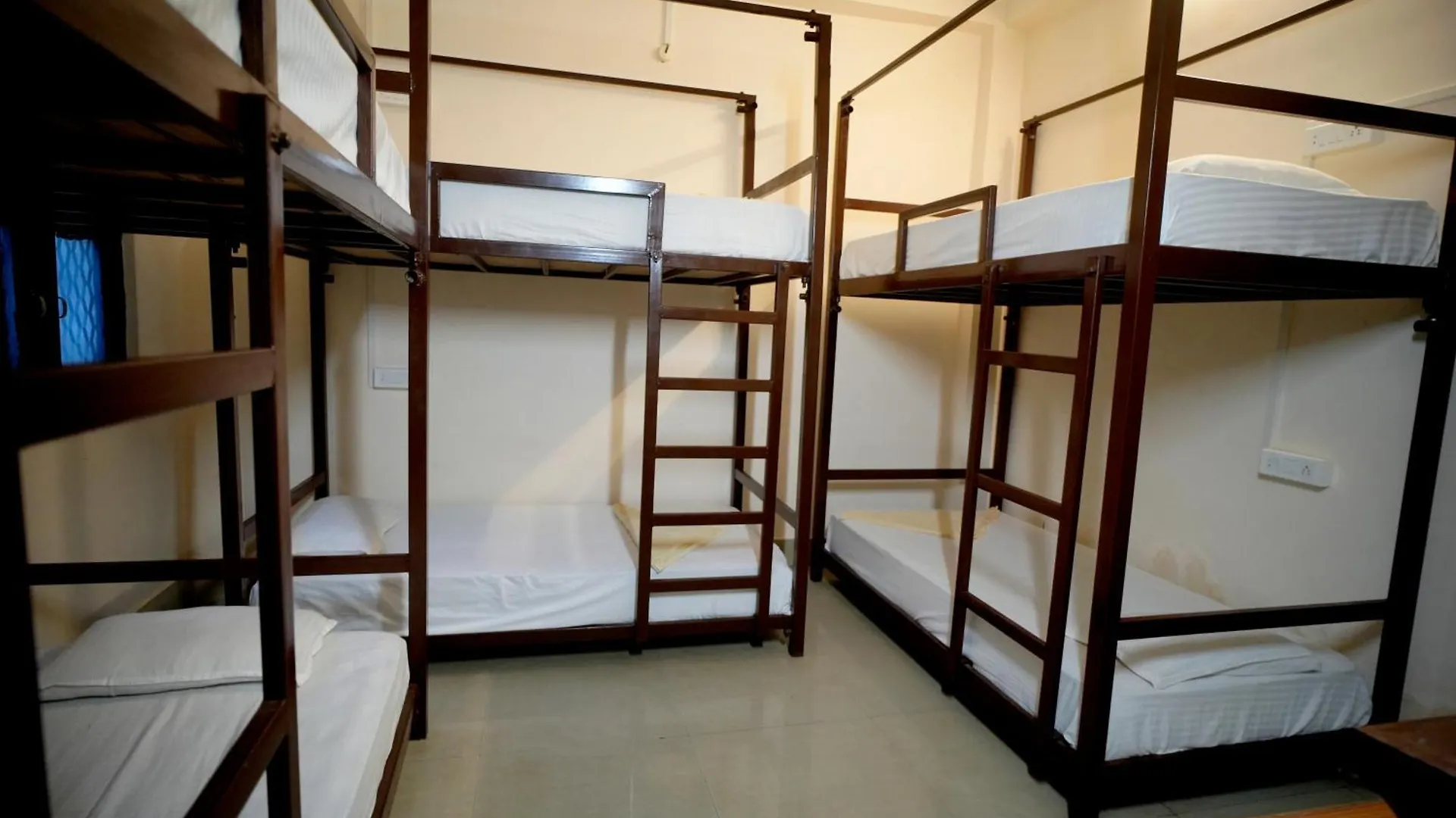 Hostel Banaras Gully House 500 Ft From The Ghats Varanasi India